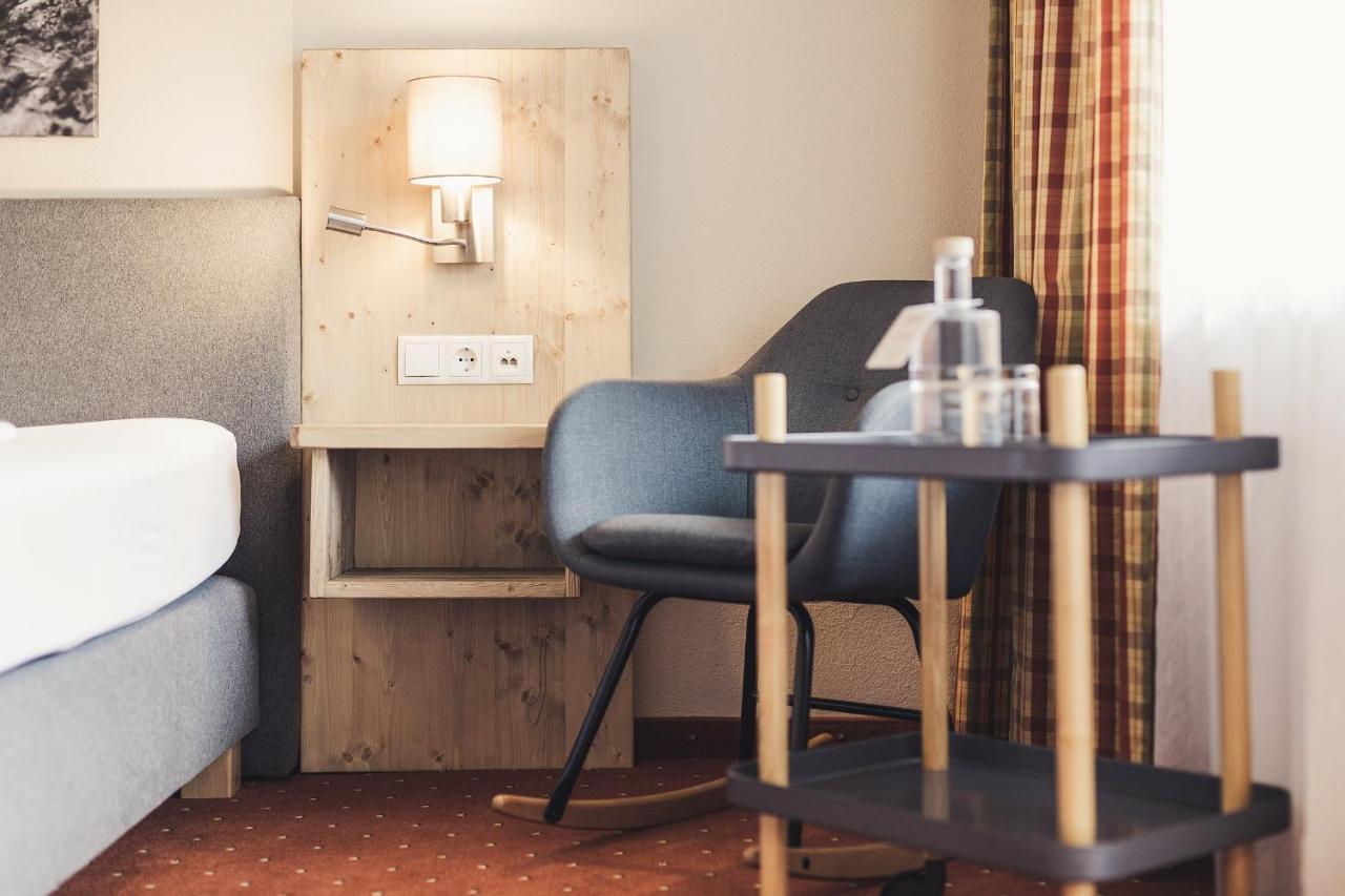 Hotel Johanna Mitten Im Oetztal Umhausen Eksteriør billede