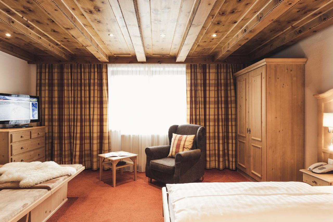Hotel Johanna Mitten Im Oetztal Umhausen Eksteriør billede