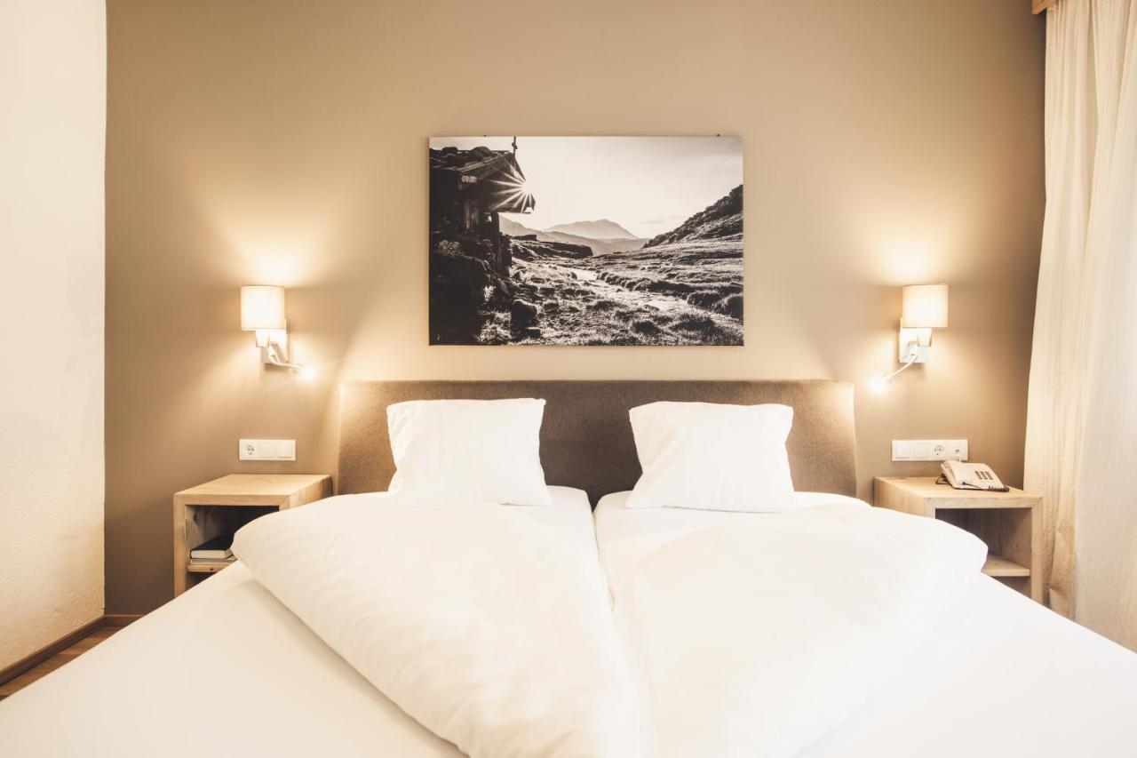 Hotel Johanna Mitten Im Oetztal Umhausen Eksteriør billede