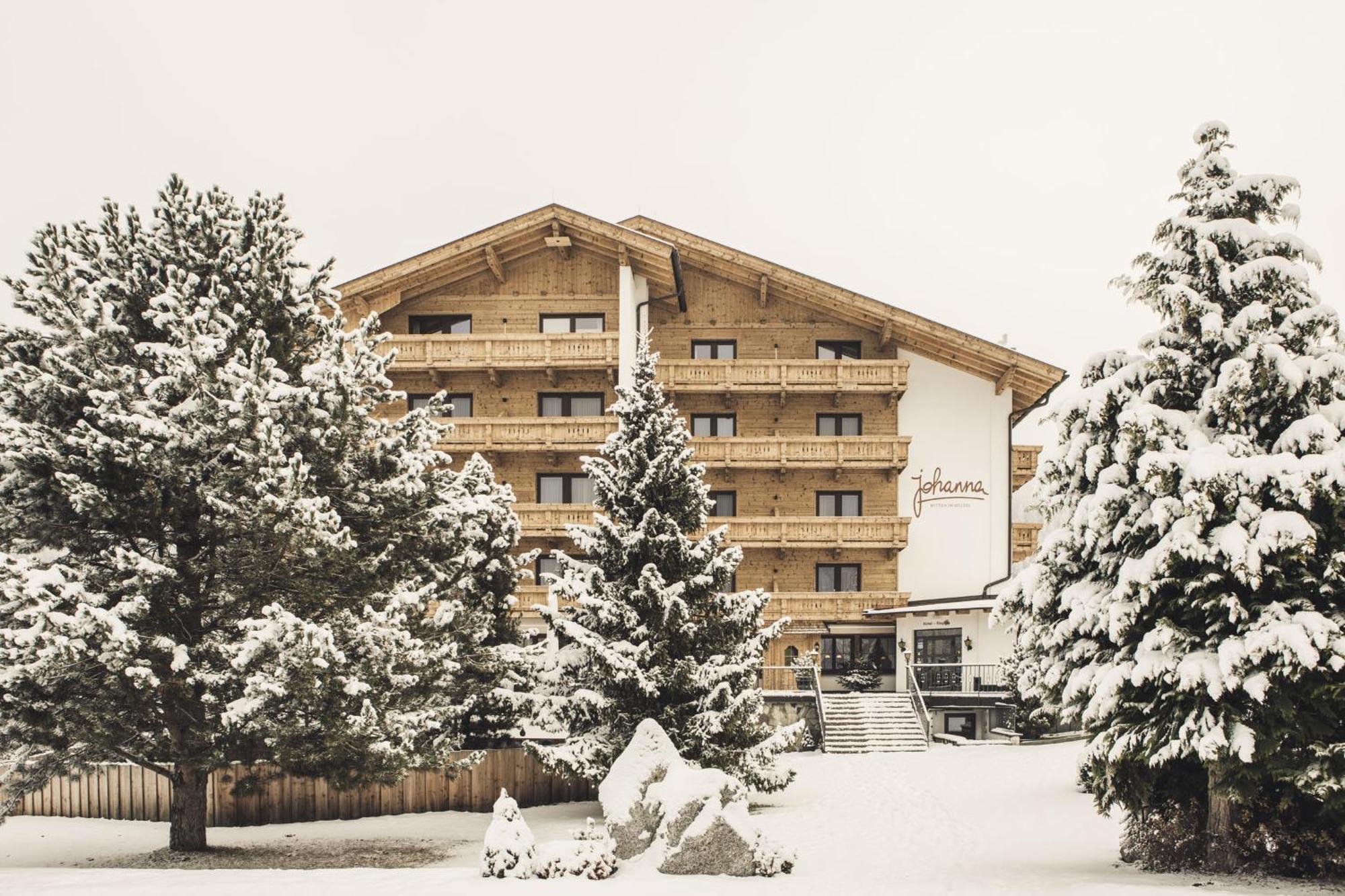 Hotel Johanna Mitten Im Oetztal Umhausen Eksteriør billede